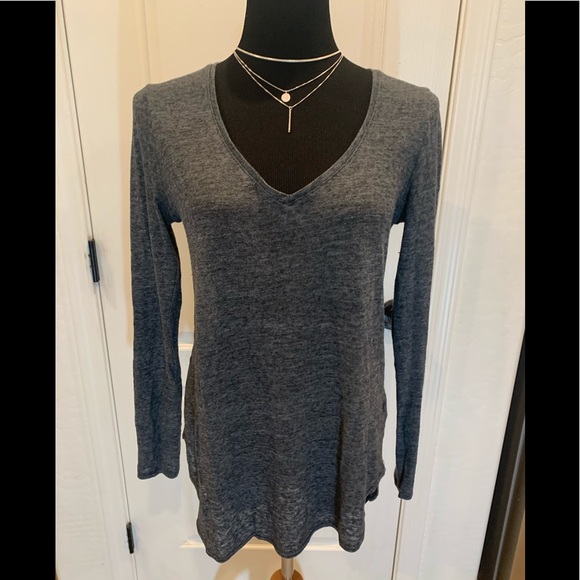 Mossimo gray long sleeve t-shirt Size Small - Picture 1 of 6